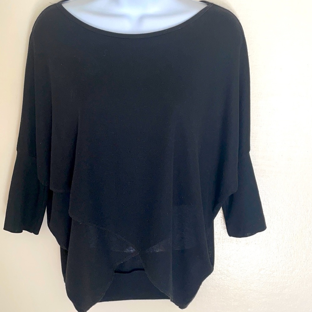 Kouture black asymmetric front 3/4 sleeve top XS
